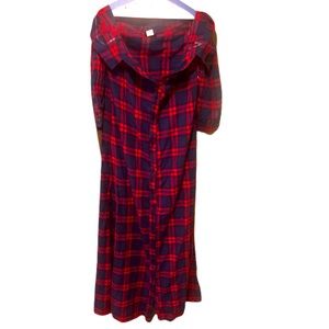 Hot miami styles shirt dress comes with a belt (but I lost the belt )